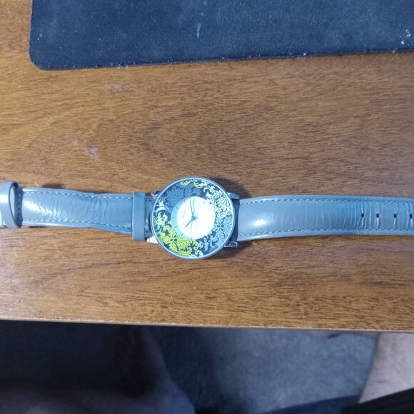 Vera Bradley Ladies Watch - Picture 5 of 9